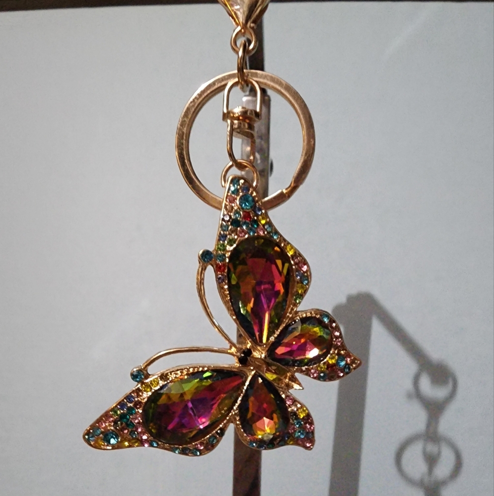 Butterfly Keychain Holder. Multifunctional Use Add To Purse/ Backpack. Sparkle